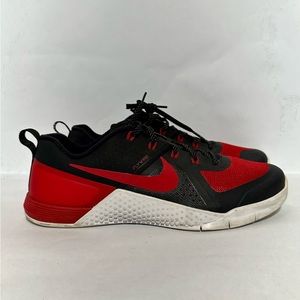 Nike Metcon 1 Banned